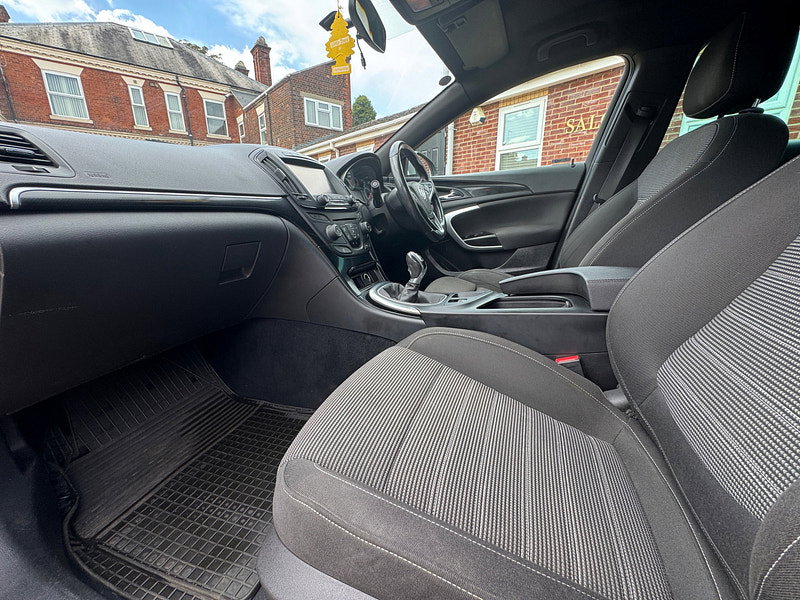 Vauxhall Insignia 2.0 CDTi SRi VX Line Nav Sports Tourer 5dr Diesel Manual Euro 6 (s/s) (170 ps)