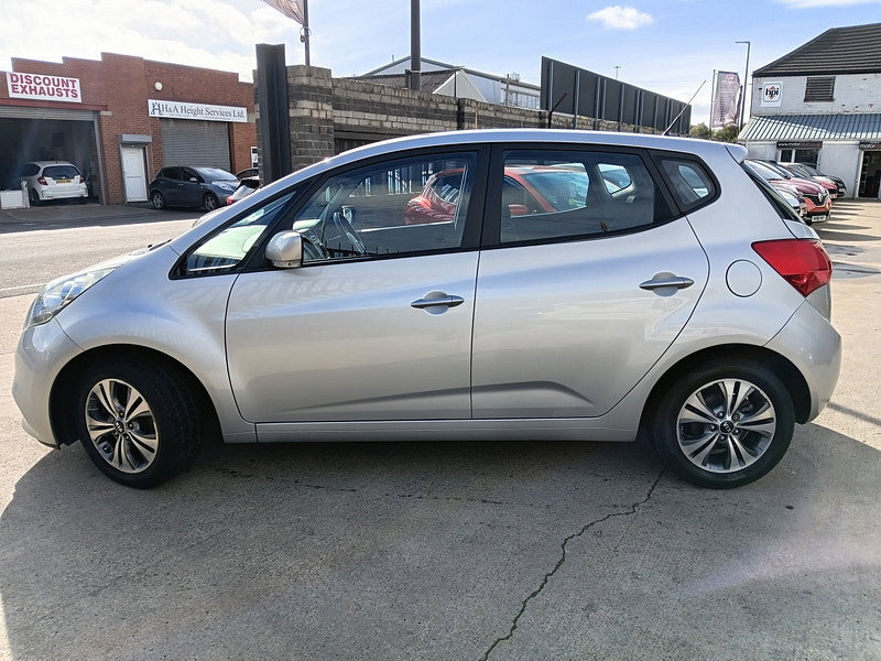 Kia Venga 1.4 CRDi 2 MPV 5dr Diesel Manual Euro 6 (89 bhp)