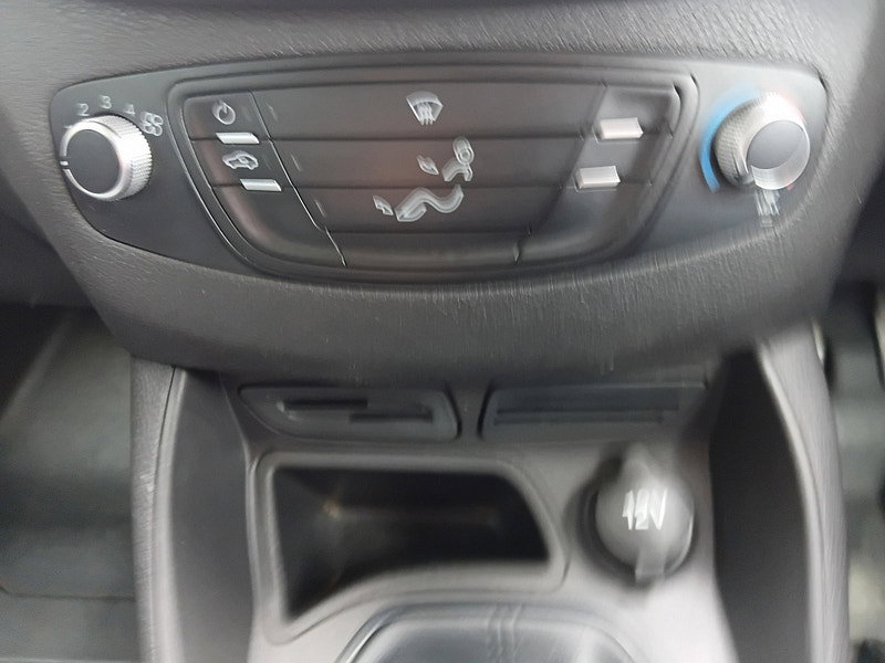 Ford Transit Courier 1.5 TDCi Panel Van 4dr Diesel Manual L1 Euro 5 (75 ps)