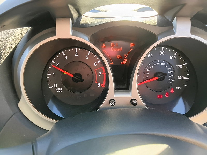 Nissan Juke 1.6 Tekna SUV 5dr Petrol Manual Euro 5 (s/s) (117 ps)