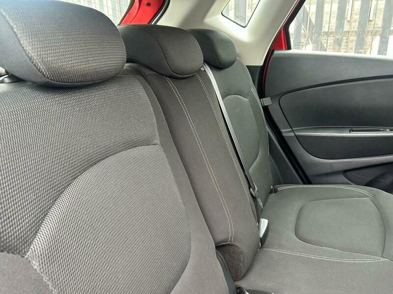 Renault Captur 0.9 TCe ENERGY Play SUV 5dr Petrol Manual Euro 6 (s/s) (90 ps)