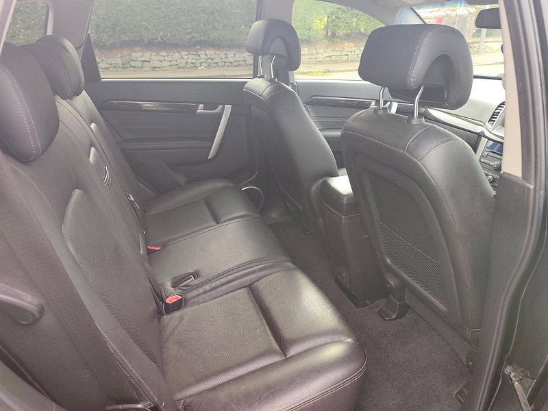 Chevrolet Captiva 2.2 VCDi LTZ SUV 5dr Diesel Manual 4WD Euro 5 (s/s) (7 Seats) (184 ps)