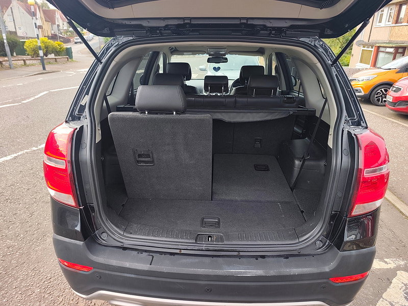 Chevrolet Captiva 2.2 VCDi LTZ SUV 5dr Diesel Manual 4WD Euro 5 (s/s) (7 Seats) (184 ps)
