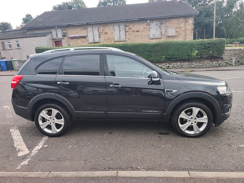 Chevrolet Captiva 2.2 VCDi LTZ SUV 5dr Diesel Manual 4WD Euro 5 (s/s) (7 Seats) (184 ps)