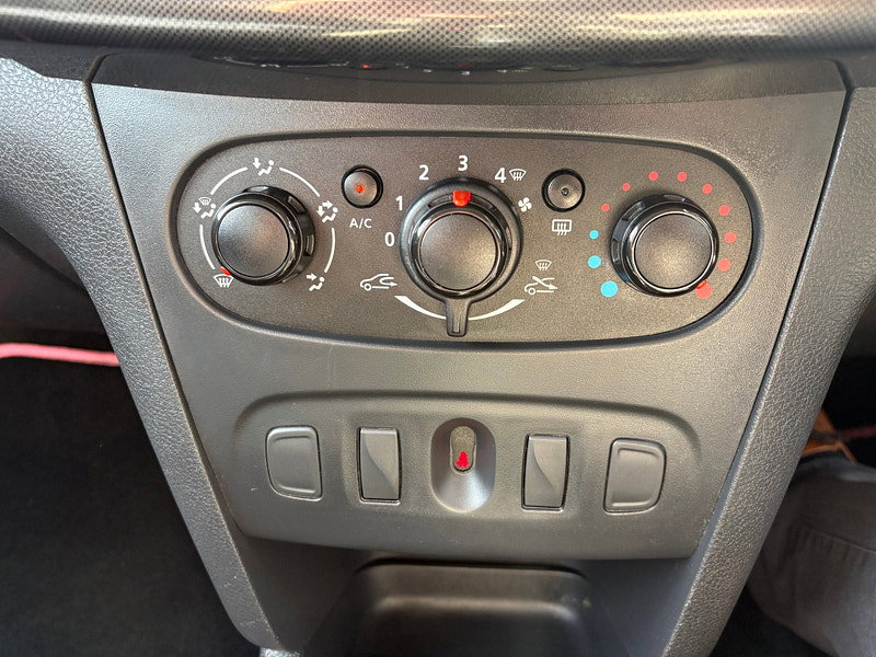 Dacia Sandero Stepway 1.5 dCi Ambiance Hatchback 5dr Diesel Manual Euro 6 (s/s) (90 ps)