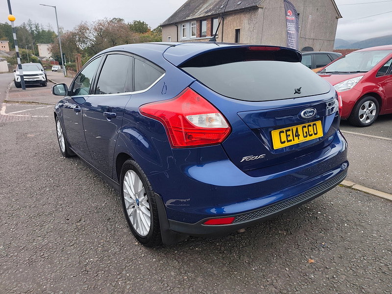 Ford Focus 1.0T EcoBoost Zetec Navigator Hatchback 5dr Petrol Manual Euro 5 (s/s) (125 ps)