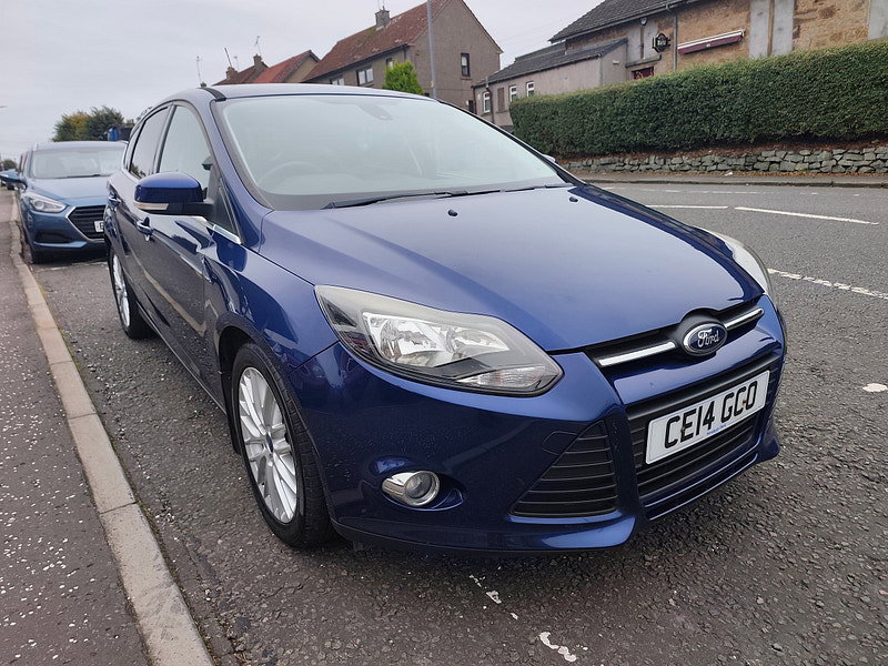Ford Focus 1.0T EcoBoost Zetec Navigator Hatchback 5dr Petrol Manual Euro 5 (s/s) (125 ps)