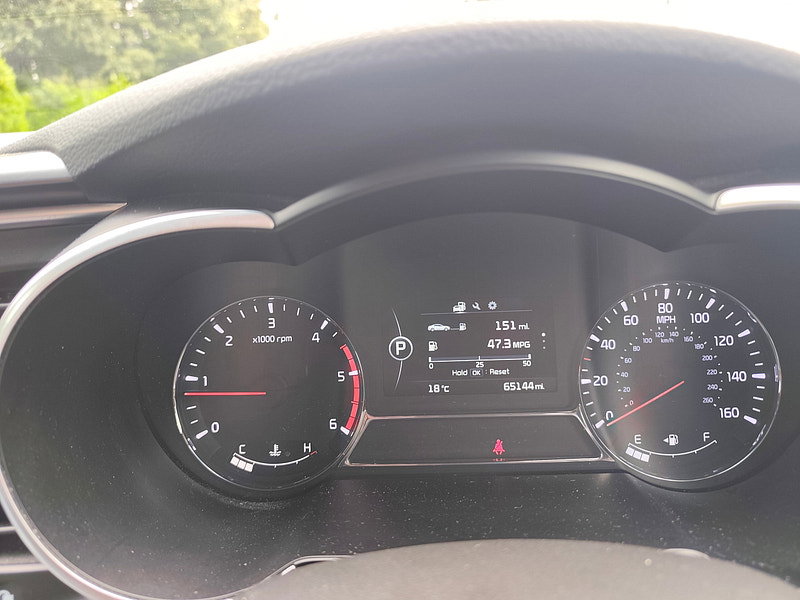 Kia Optima 1.7 CRDi 2 Saloon 4dr Diesel Auto Euro 5 (134 bhp)
