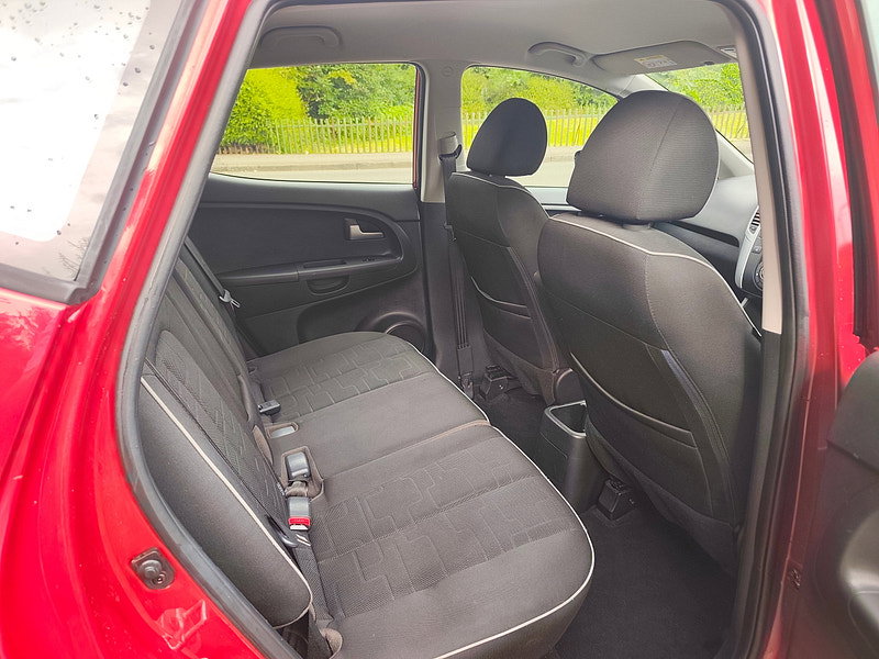 Kia Venga 1.4 EcoDynamics 2 MPV 5dr Petrol Manual Euro 5 (s/s) (89 bhp)