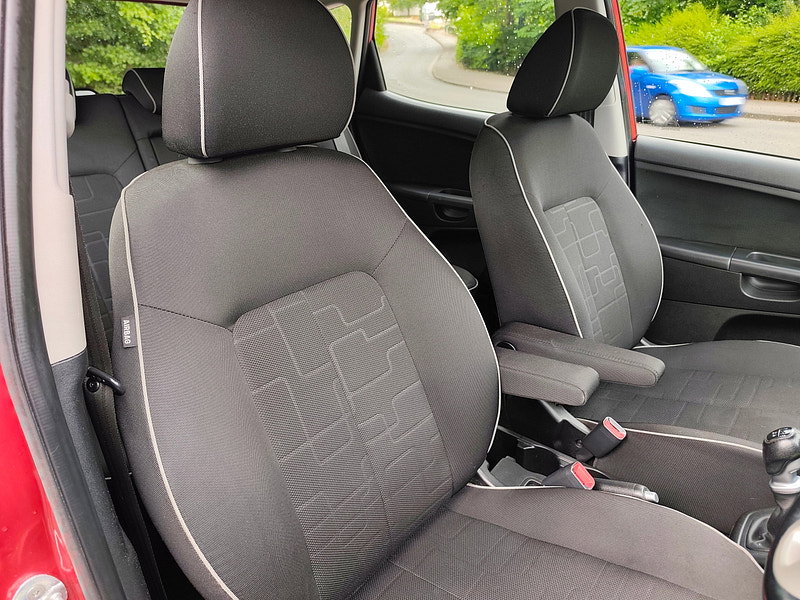 Kia Venga 1.4 EcoDynamics 2 MPV 5dr Petrol Manual Euro 5 (s/s) (89 bhp)