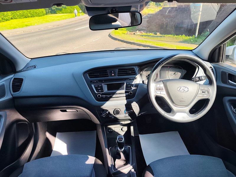 Hyundai I20 1.2 Blue Drive SE Hatchback 5dr Petrol Manual Euro 6 (s/s) (84 ps)
