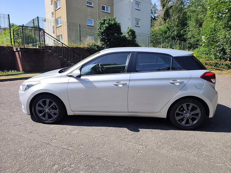 Hyundai I20 1.2 Blue Drive SE Hatchback 5dr Petrol Manual Euro 6 (s/s) (84 ps)