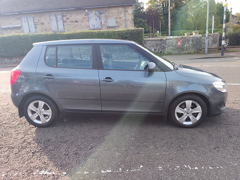 Skoda Fabia 1.6 TDI SE Hatchback 5dr Diesel Manual Euro 5 (75 ps)