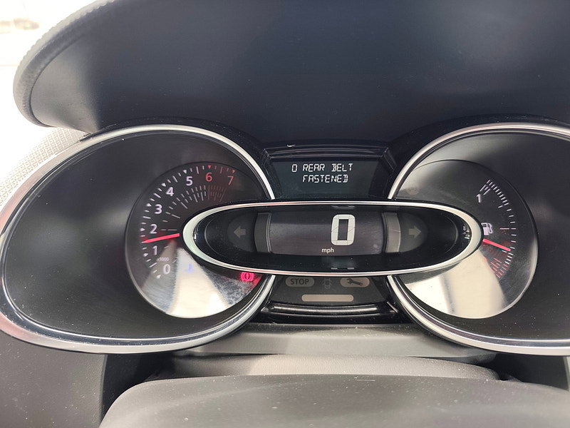 Renault Clio 0.9 TCe Iconic Hatchback 5dr Petrol Manual Euro 6 (s/s) (90 ps)