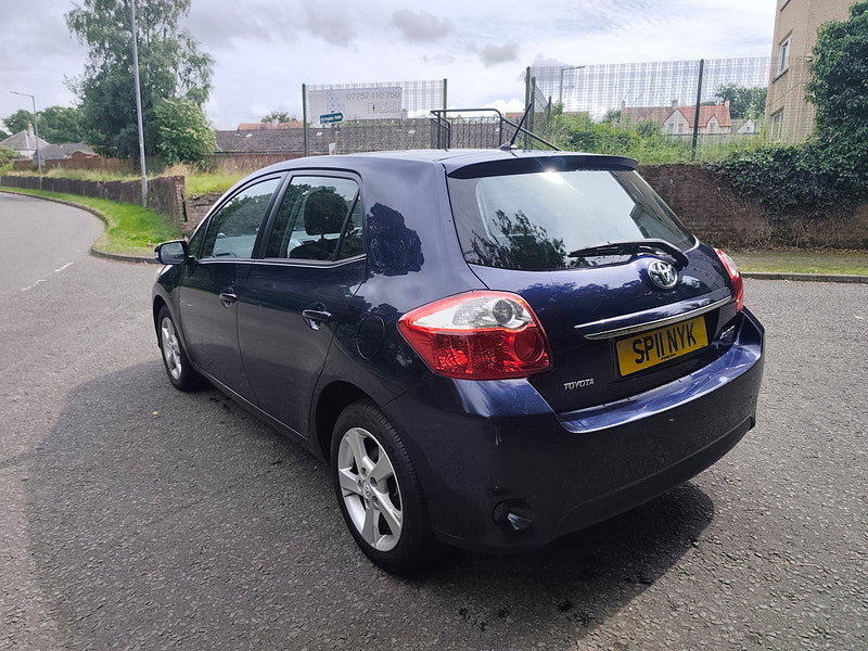 Toyota Auris 1.6 V-Matic TR Hatchback 5dr Petrol Manual Euro 5 (132 ps)