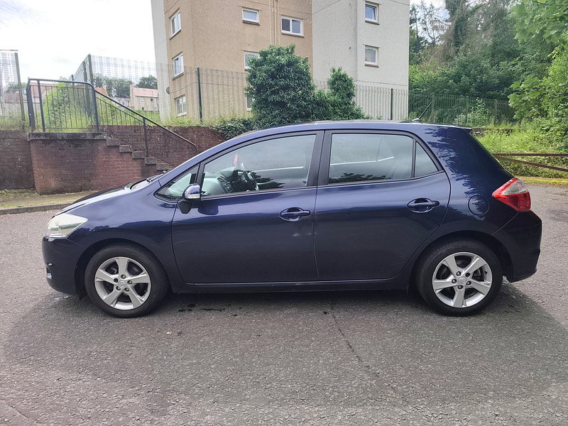 Toyota Auris 1.6 V-Matic TR Hatchback 5dr Petrol Manual Euro 5 (132 ps)