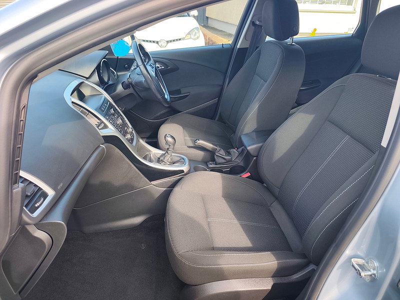 Vauxhall Astra 1.6i SRi Hatchback 5dr Petrol Manual Euro 6 (115 ps)