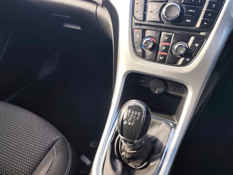 Vauxhall Astra 1.6i SRi Hatchback 5dr Petrol Manual Euro 6 (115 ps)