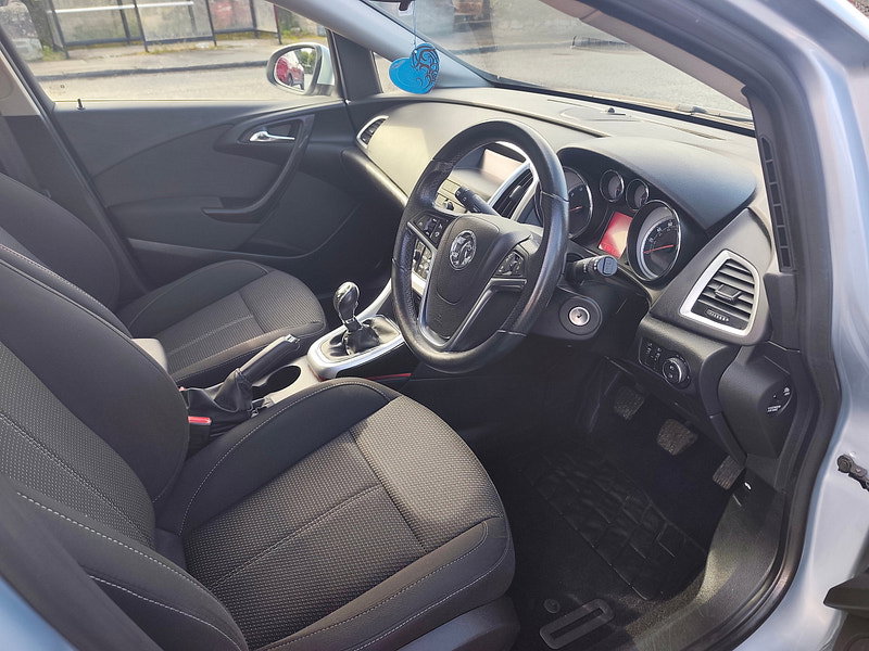 Vauxhall Astra 1.6i SRi Hatchback 5dr Petrol Manual Euro 6 (115 ps)