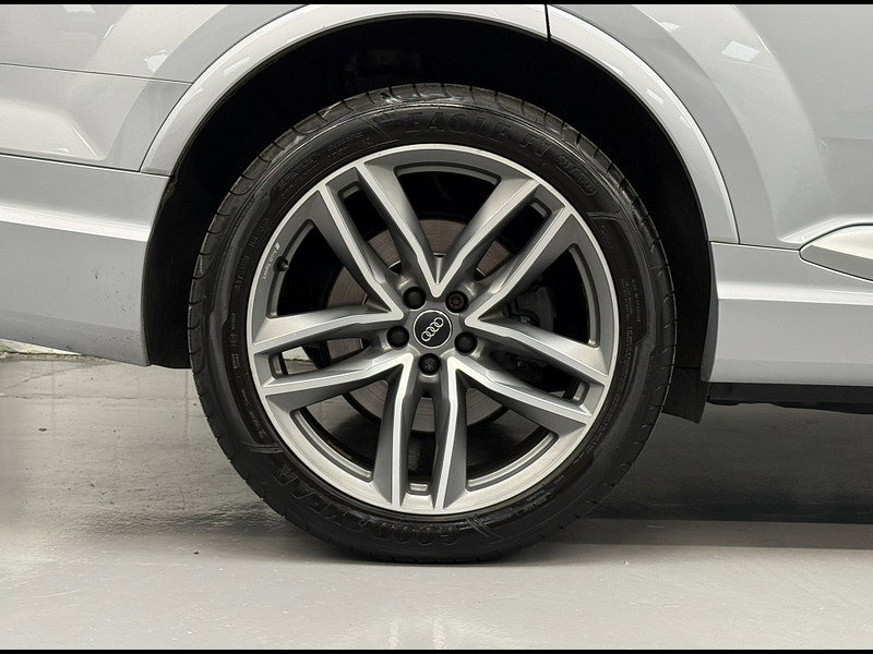 Audi Q7 3.0 TDI V6 S line SUV 5dr Diesel Tiptronic quattro Euro 6 (s/s) (272 ps)