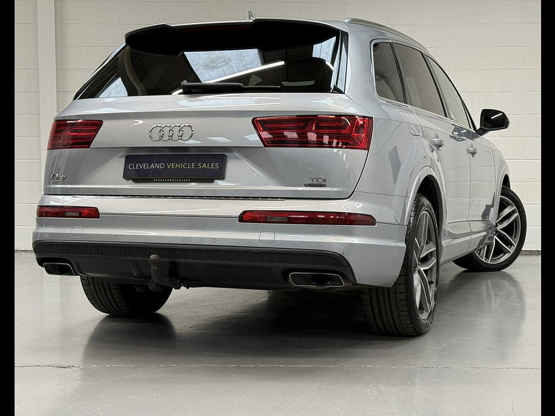 Audi Q7 3.0 TDI V6 S line SUV 5dr Diesel Tiptronic quattro Euro 6 (s/s) (272 ps)