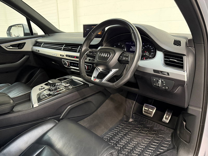 Audi Q7 3.0 TDI V6 S line SUV 5dr Diesel Tiptronic quattro Euro 6 (s/s) (272 ps)
