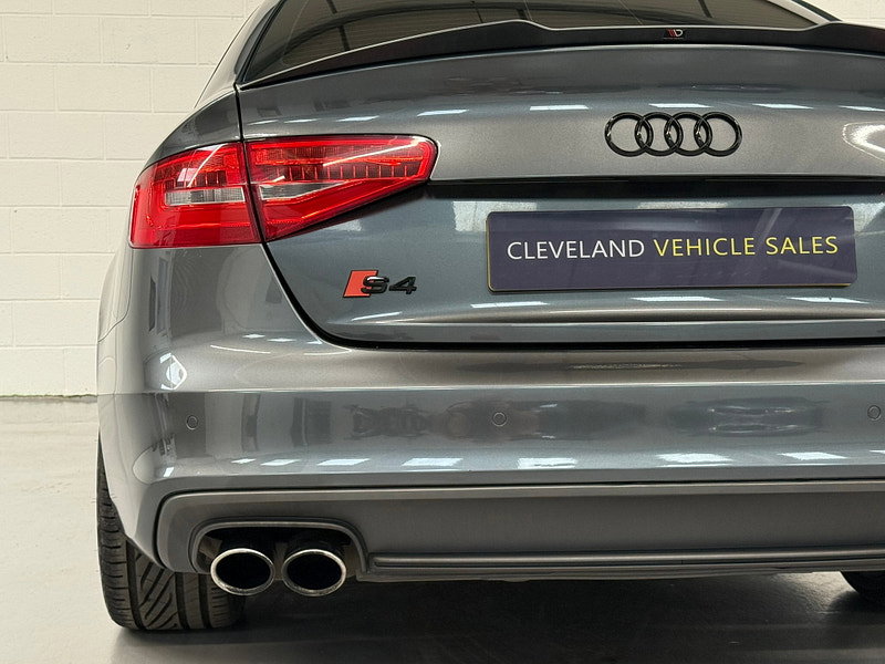 Audi S4 3.0 TFSI V6 Black Edition Saloon 4dr Petrol S Tronic quattro Euro 6 (s/s) (Nav) (333 ps)