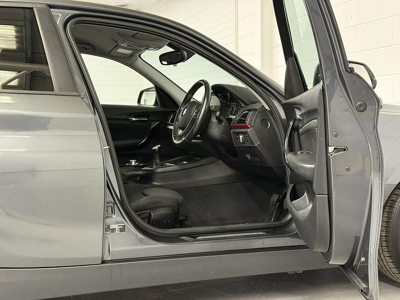 BMW 1 Series 1.5 118i Sport Hatchback 5dr Petrol Manual Euro 6 (s/s) (136 ps) F/S/H, WARRANTY