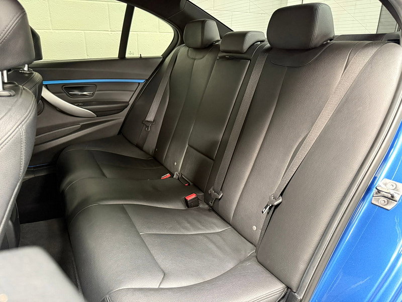 BMW 3 Series 2.0 320d M Sport Saloon 4dr Diesel Auto xDrive Euro 6 (s/s) (190 ps)