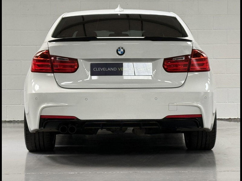 BMW 3 Series 3.0 330d M Sport Saloon 4dr Diesel Auto Euro 5 (s/s) (258 ps) HARMON KARDON, XENON'S, 18'S, B/T