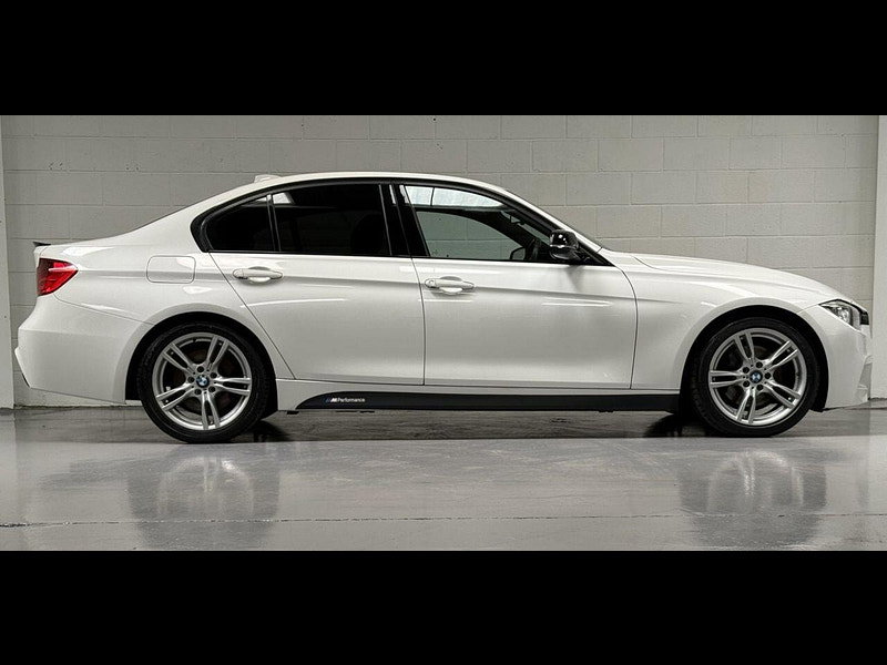 BMW 3 Series 3.0 330d M Sport Saloon 4dr Diesel Auto Euro 5 (s/s) (258 ps) HARMON KARDON, XENON'S, 18'S, B/T