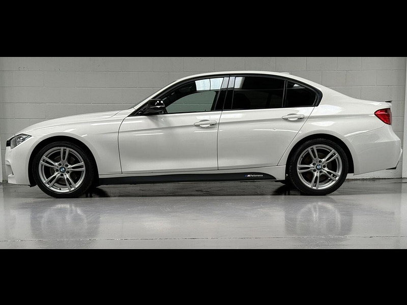 BMW 3 Series 3.0 330d M Sport Saloon 4dr Diesel Auto Euro 5 (s/s) (258 ps) HARMON KARDON, XENON'S, 18'S, B/T
