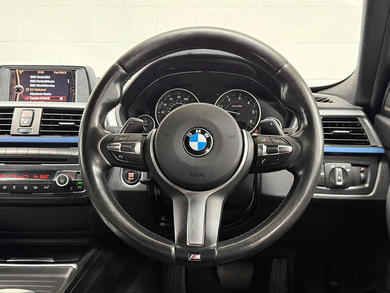BMW 3 Series 3.0 330d M Sport Saloon 4dr Diesel Auto Euro 5 (s/s) (258 ps) HARMON KARDON, XENON'S, 18'S, B/T