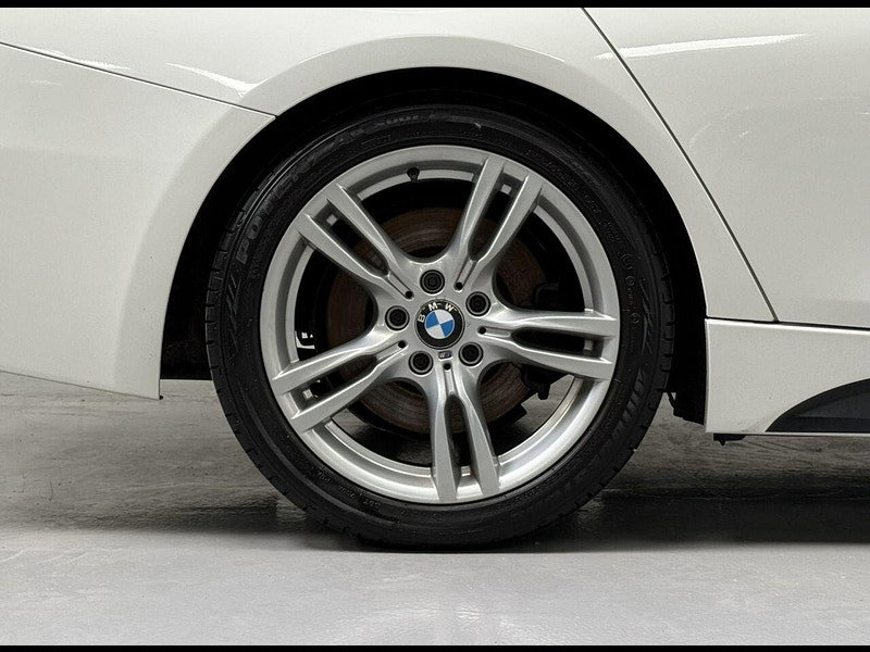 BMW 3 Series 3.0 330d M Sport Saloon 4dr Diesel Auto Euro 5 (s/s) (258 ps) HARMON KARDON, XENON'S, 18'S, B/T