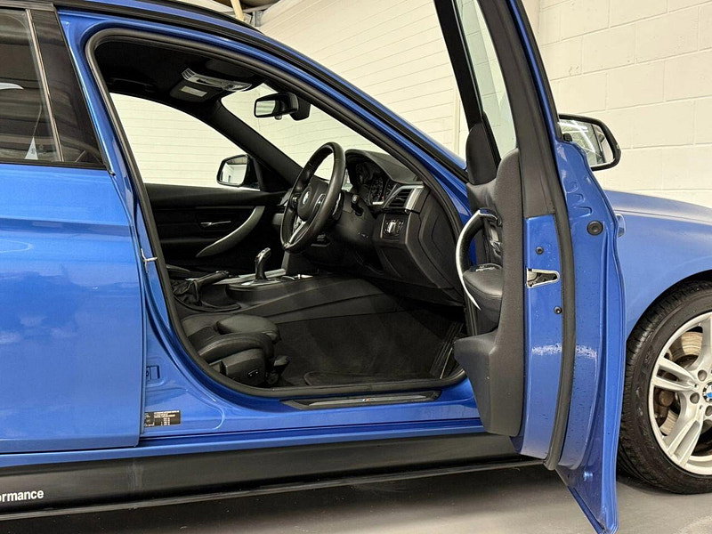 BMW 3 Series 3.0 335d M Sport Touring 5dr Diesel Auto xDrive Euro 6 (s/s) (313 ps) F/S/H, TOURING, B/TOOTH, SAT NAV