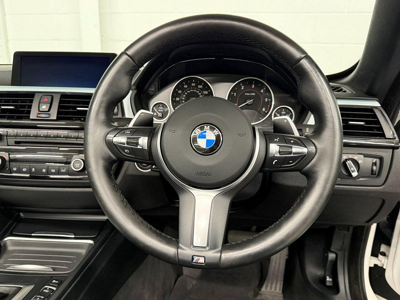 BMW 4 Series 2.0 420d M Sport Convertible 2dr Diesel Auto Euro 6 (s/s) (184 ps) M PACKAGE £4460 EXTRAS / P/SENSORS