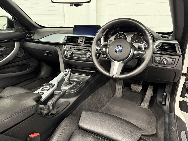 BMW 4 Series 2.0 420d M Sport Convertible 2dr Diesel Auto Euro 6 (s/s) (184 ps) M PACKAGE £4460 EXTRAS / P/SENSORS