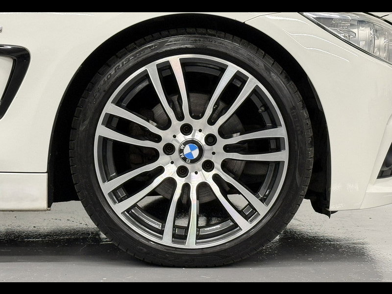 BMW 4 Series 2.0 420d M Sport Convertible 2dr Diesel Auto Euro 6 (s/s) (184 ps) M PACKAGE £4460 EXTRAS / P/SENSORS