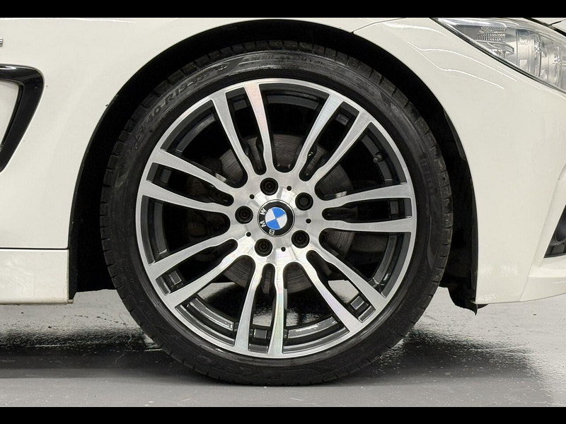 BMW 4 Series 2.0 420d M Sport Convertible 2dr Diesel Auto Euro 6 (s/s) (184 ps) M PACKAGE £4460 EXTRAS / P/SENSORS