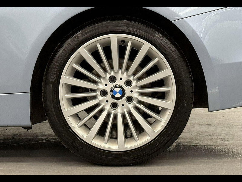 BMW 4 Series 2.0 420i Luxury Coupe 2dr Petrol Manual Euro 6 (s/s) (184 ps) COMFORT / PARKING PACKAGE, NAV, BT