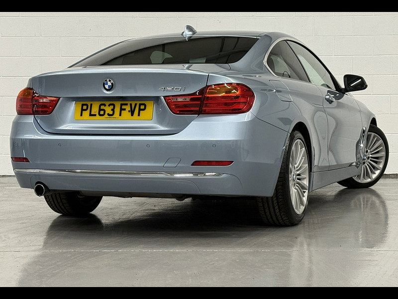 BMW 4 Series 2.0 420i Luxury Coupe 2dr Petrol Manual Euro 6 (s/s) (184 ps) COMFORT / PARKING PACKAGE, NAV, BT