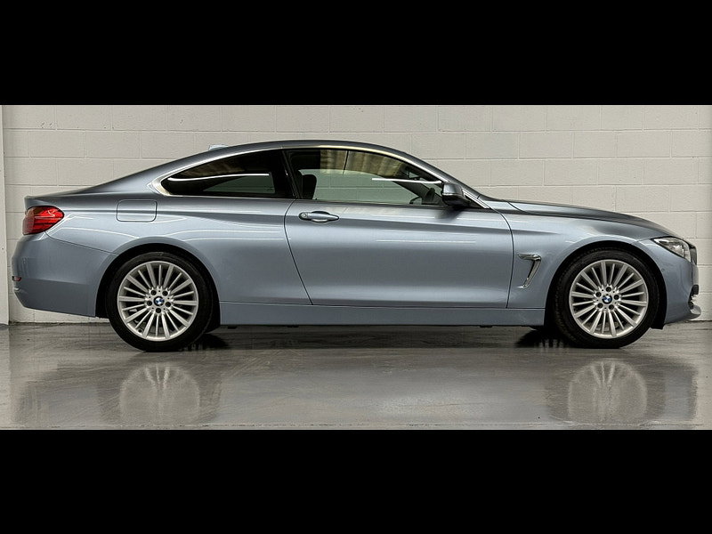 BMW 4 Series 2.0 420i Luxury Coupe 2dr Petrol Manual Euro 6 (s/s) (184 ps) COMFORT / PARKING PACKAGE, NAV, BT
