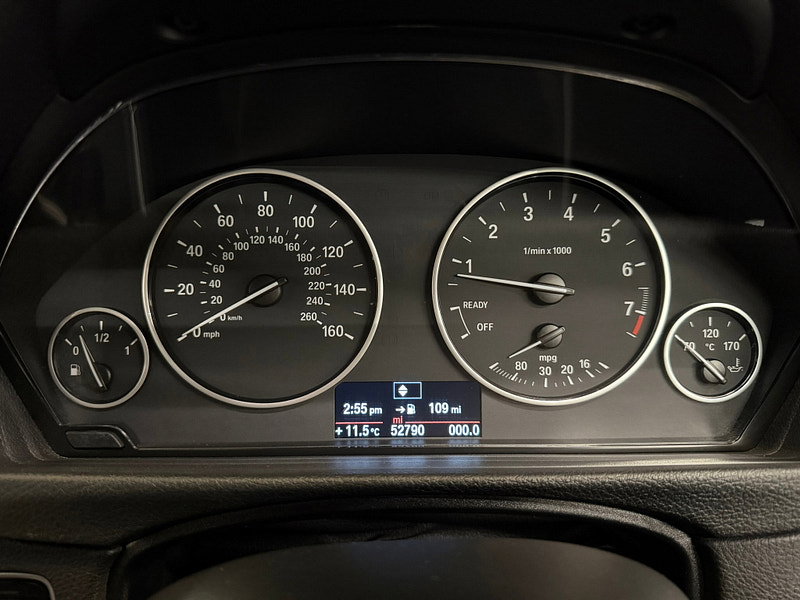 BMW 4 Series 2.0 420i Luxury Coupe 2dr Petrol Manual Euro 6 (s/s) (184 ps) COMFORT / PARKING PACKAGE, NAV, BT