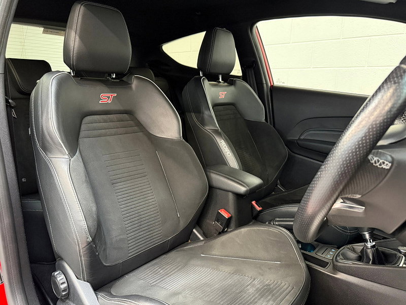 Ford Fiesta 1.5T EcoBoost ST-3 Hatchback 3dr Petrol Manual Euro 6 (s/s) (200 ps)