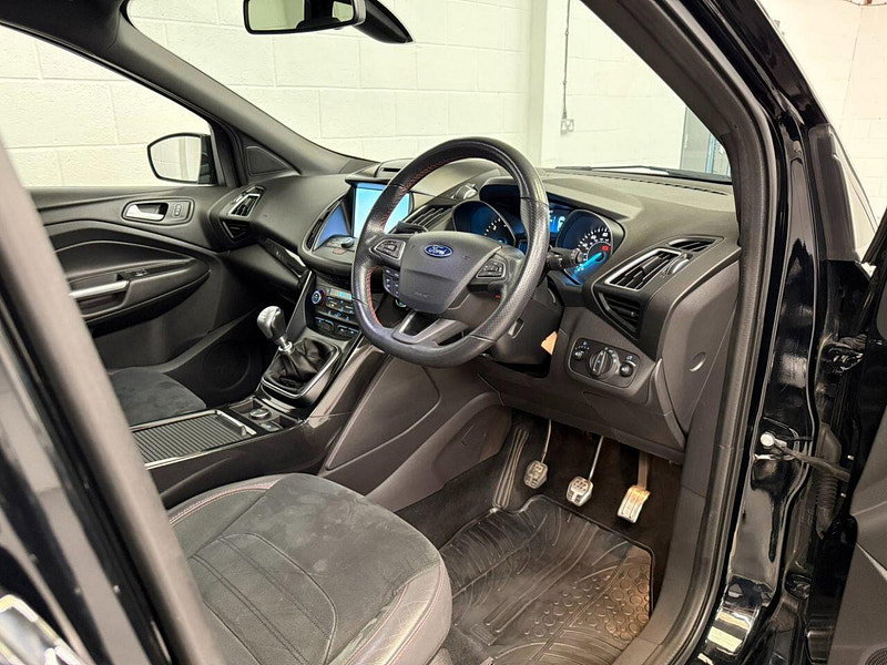 Ford Kuga 1.5 TDCi EcoBlue ST-Line Edition SUV 5dr Diesel Manual Euro 6 (s/s) (120 ps) BODY STYLING, NAV, B/T, PARK ASSIST