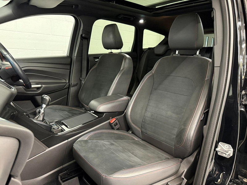 Ford Kuga 1.5 TDCi EcoBlue ST-Line Edition SUV 5dr Diesel Manual Euro 6 (s/s) (120 ps) BODY STYLING, NAV, B/T, PARK ASSIST