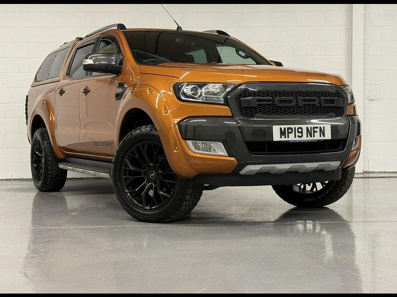 Ford Ranger 3.2 TDCi Wildtrak Pickup Double Cab 4dr Diesel Auto 4WD Euro 5 (200 ps) CARPLAY, HTD SEATS, CAMERA, TOWBAR