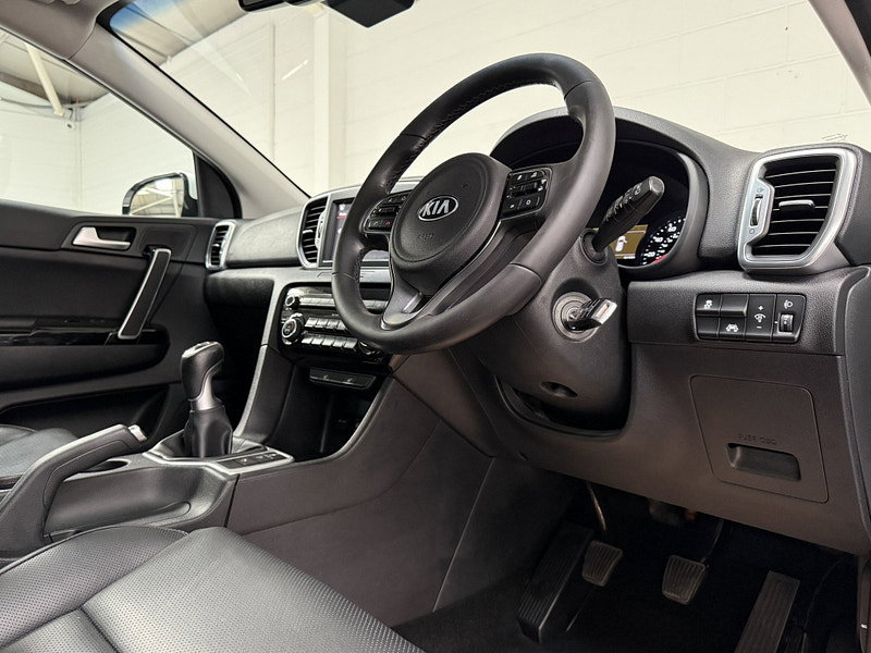 Kia Sportage 1.7 CRDi 3 SUV 5dr Diesel Manual Euro 6 (s/s) (114 bhp)