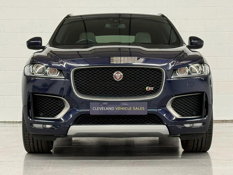 Jaguar F-PACE 3.0 D300 V6 S SUV 5dr Diesel Auto AWD Euro 6 (s/s) (300 ps) 20'S, CAMERA, HTD SEATS-WHEEL, FSH