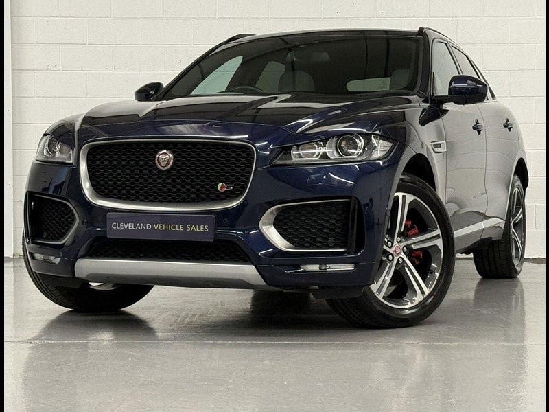 Jaguar F-PACE 3.0 D300 V6 S SUV 5dr Diesel Auto AWD Euro 6 (s/s) (300 ps) 20'S, CAMERA, HTD SEATS-WHEEL, FSH